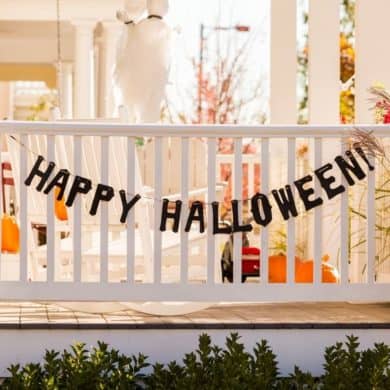 7 Hacks to Host a Fun Halloween Movie Night Party (For Kids or Adults!)