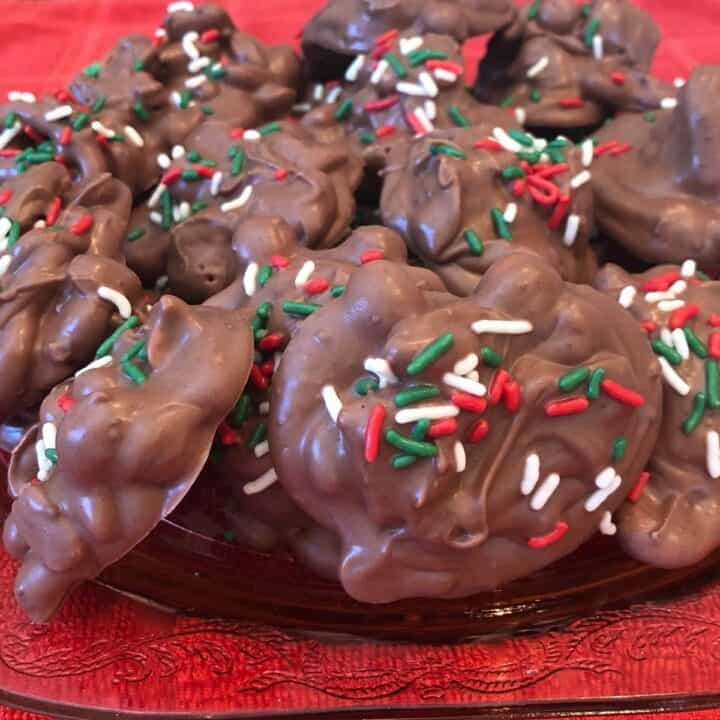 https://www.movienightsathome.com/wp-content/uploads/2021/10/Crockpot-Christmas-Crack-Candy-720x720.jpg