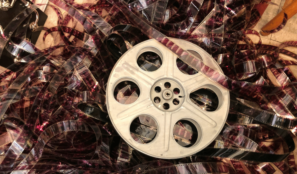 8 Essential Streaming Hacks Every Movie Lover Should Know